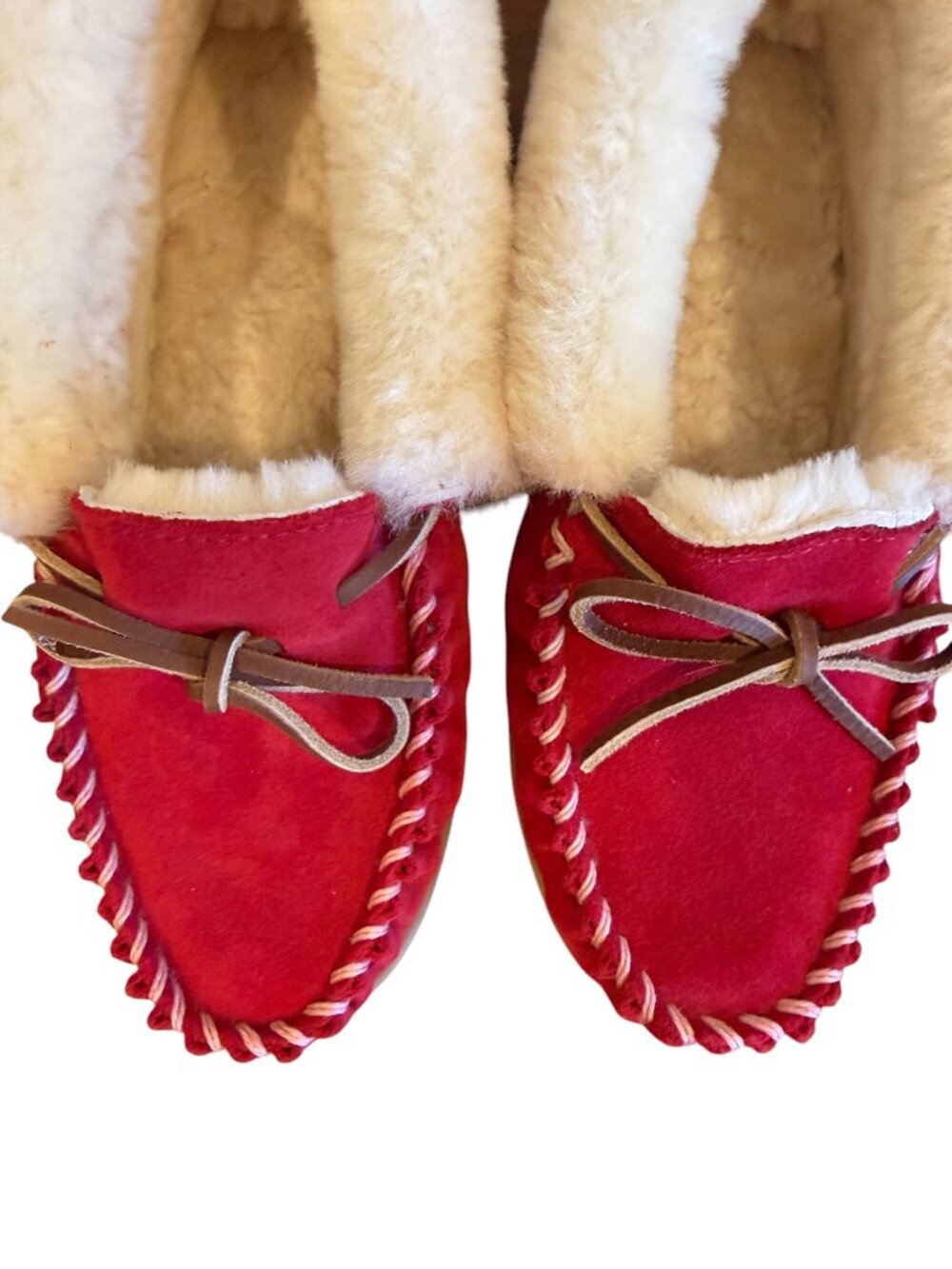L.L.Bean Red Shearling Suede Moccasins Approx Women’s 9 / Men’s 8 - Picture 3 of 6